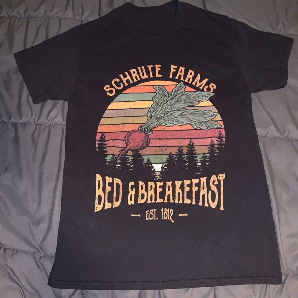 Shrute Farms The Office Tee S/M Tagless